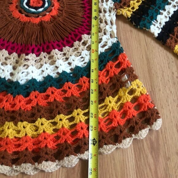 Crocheted Multicolored Y2K Flare Top - Picture 4 of 8